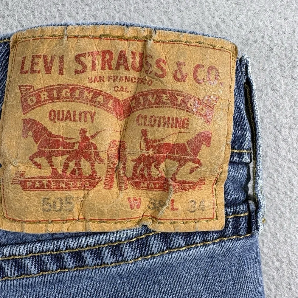 Levi's 501 Men's Jeans W38 L34 Light Wash Blue Denim Straight Leg Stretch